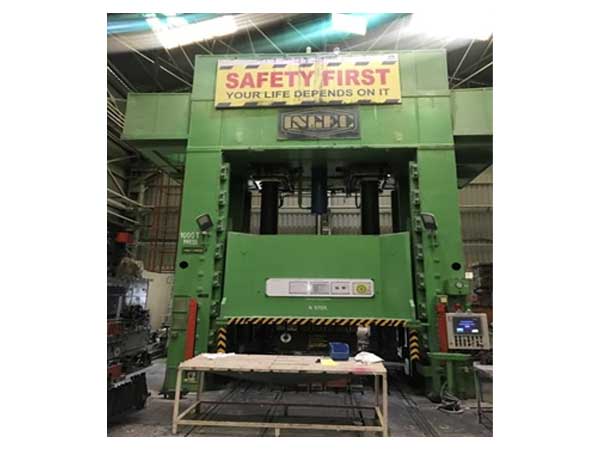 1500t-hydraulic-press-assembly