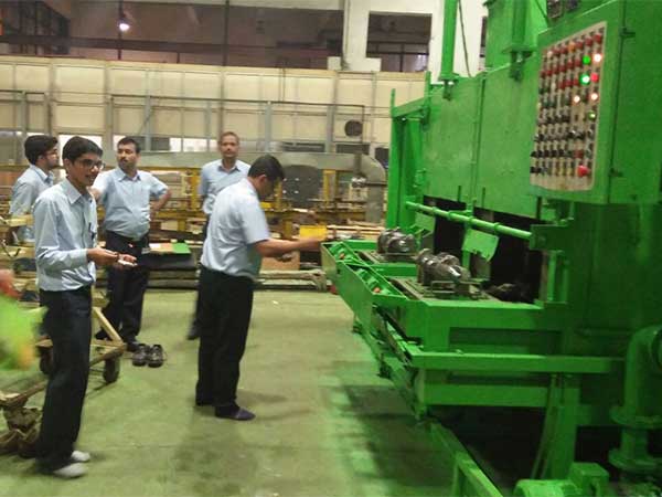 industrial-washing-for-retooling